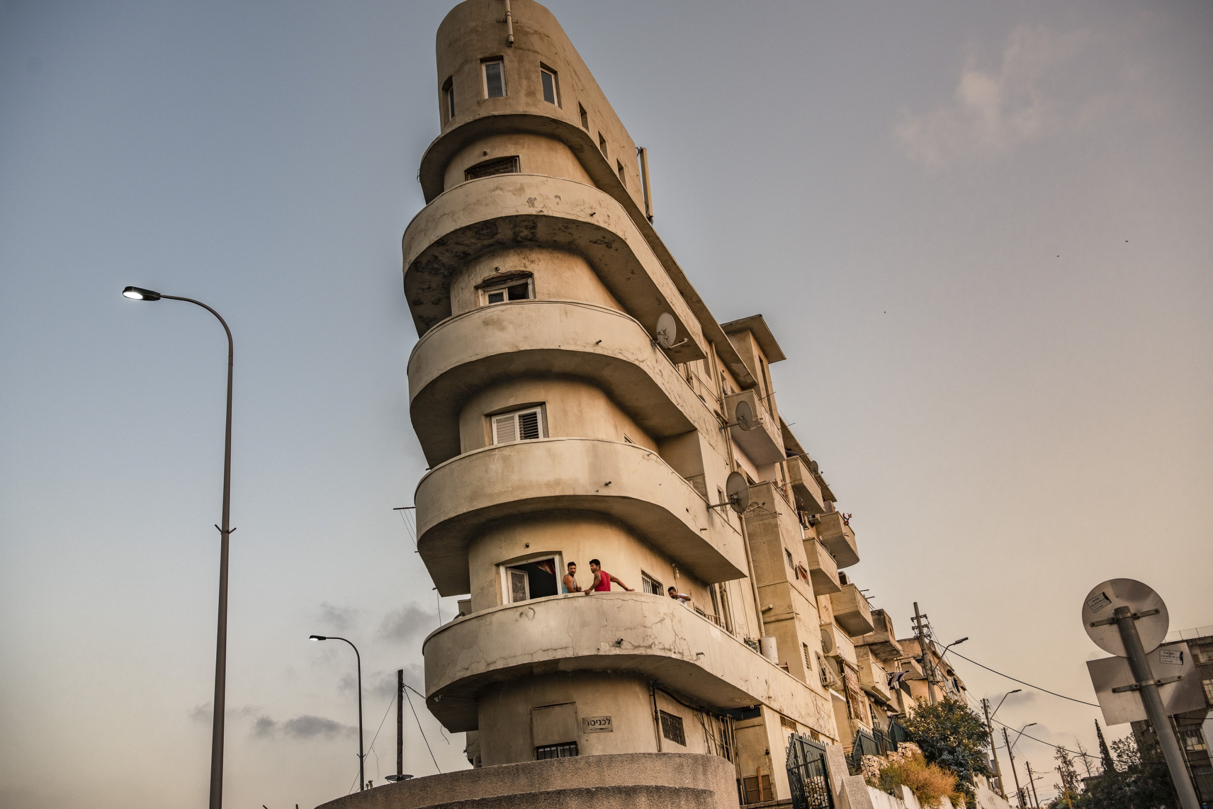 Tel Aviv - A portrait of a city 44 by Jan Windszus