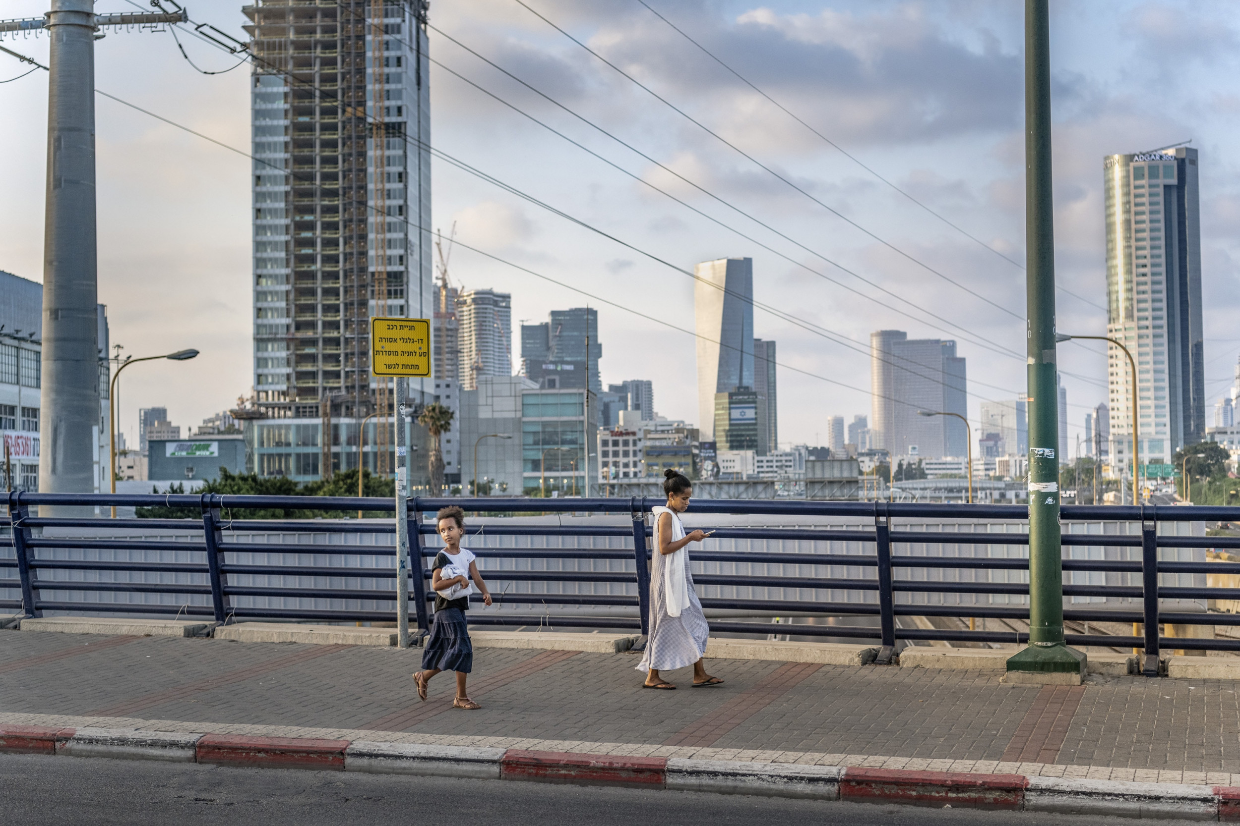 Tel Aviv - A portrait of a city 79 by Jan Windszus