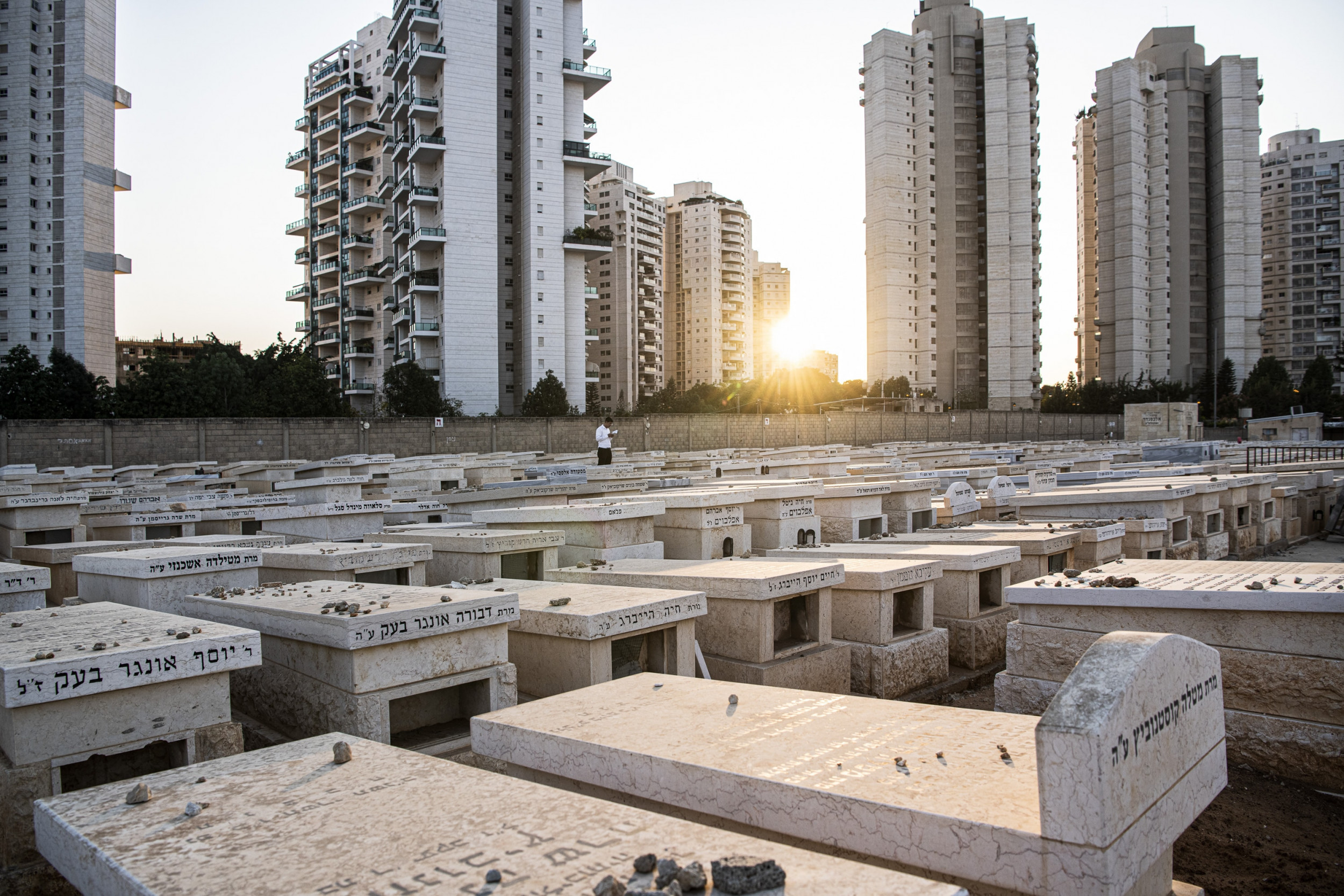 Tel Aviv - A portrait of a city 52 by Jan Windszus