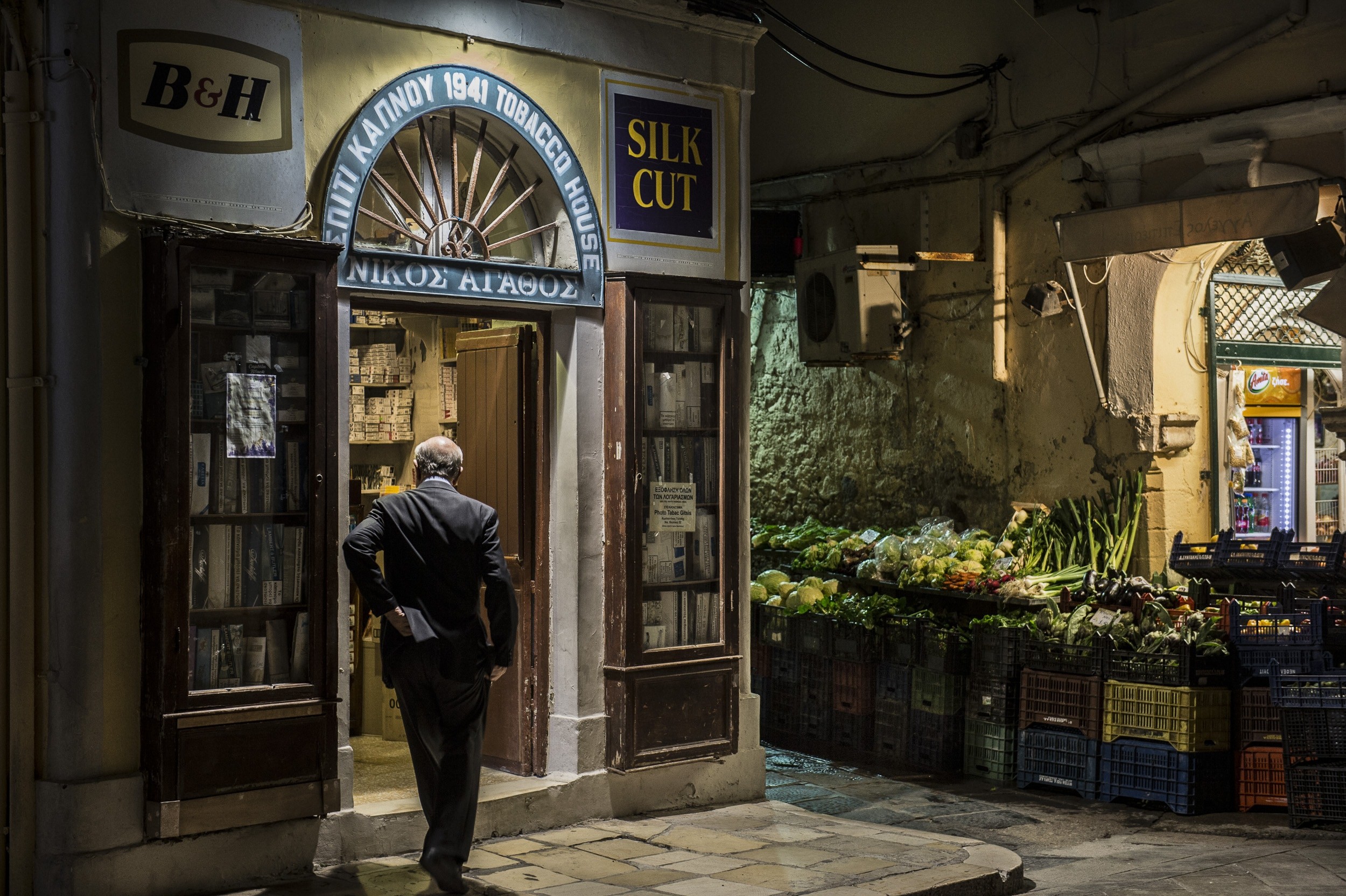 Greece - A portrait 32 by Jan Windszus